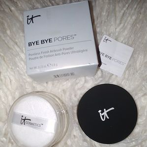 It cosmetics bye bye pores powder